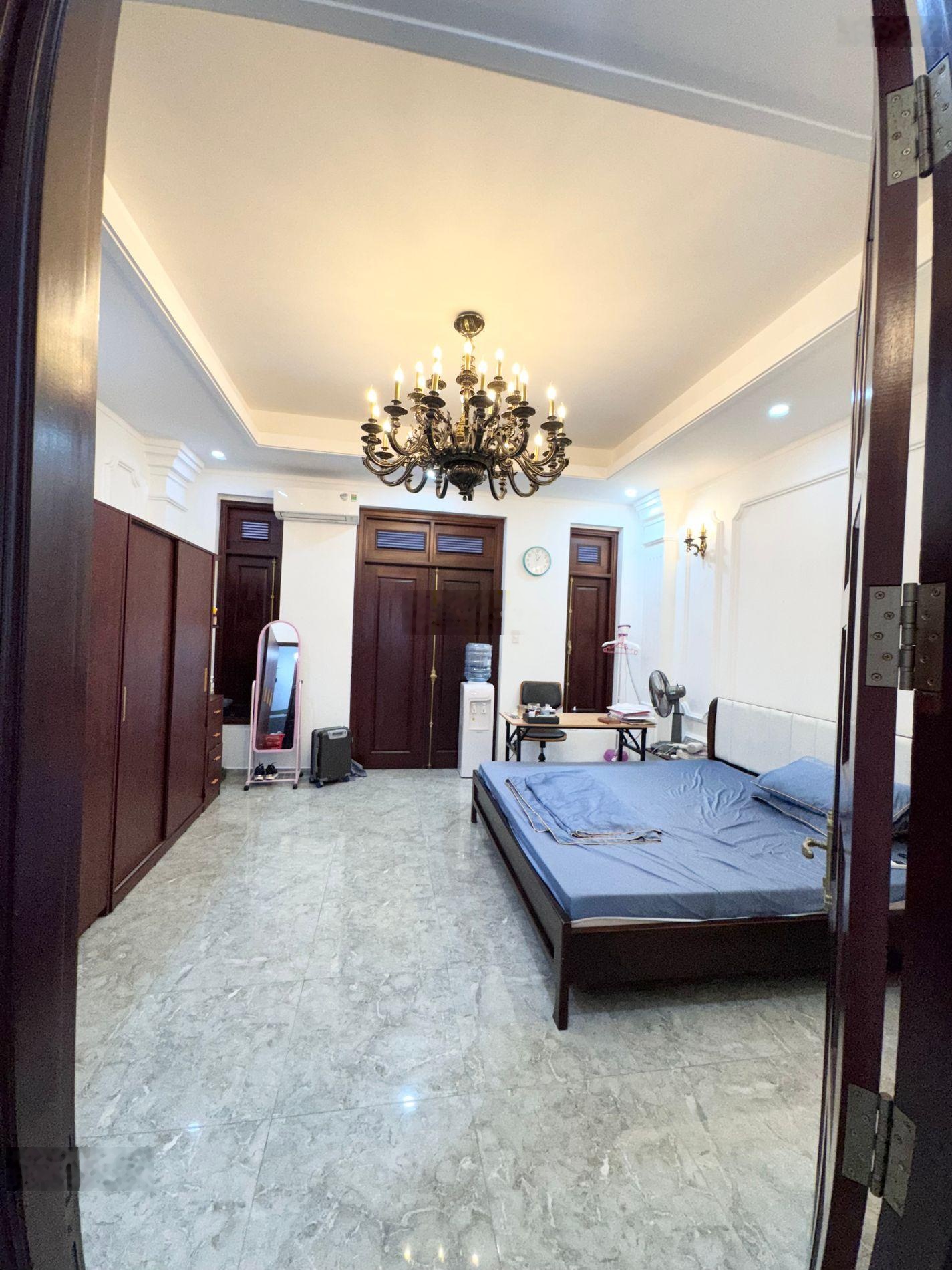 Biệt thự mini thang máy 7 tầng, 5 x 17m , Phan Văn Trị, Phường 5, Gò Vấp Sát Emart, giá nhỉnh 16 tỷ