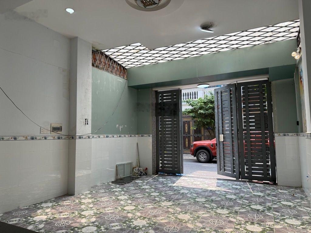 Chủ gấp bán - mặt tiền KDC vip Hiệp Thành City - hxh, giá nhỉnh 9,5tỷ, sát Nguyễn Ảnh Thủ, Quận 12