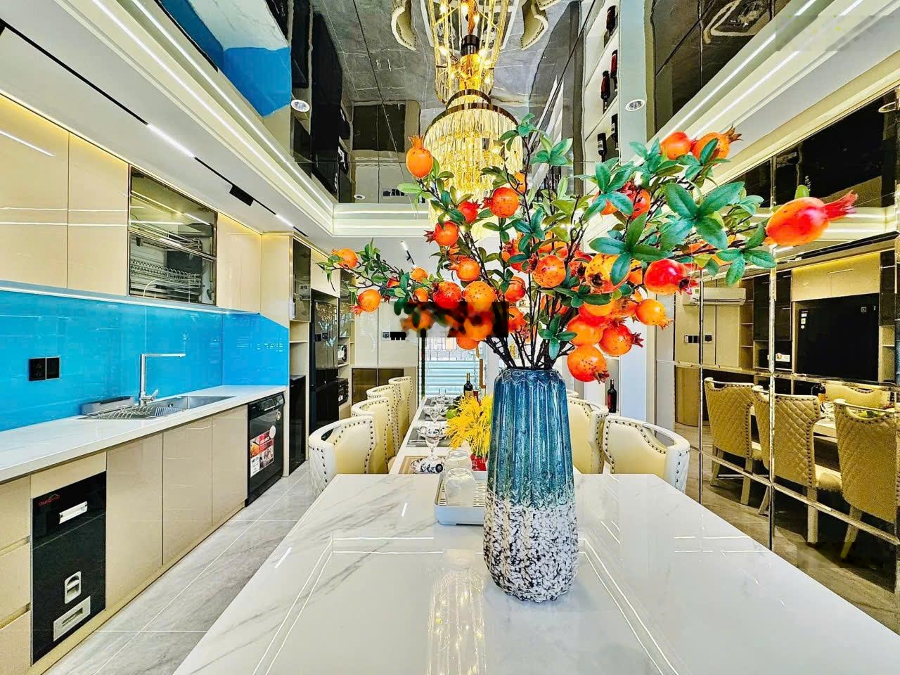 Nhà Mới Full Nội Thất_ Hẻm Thông 7m--Nguyễn Văn Khối P 9---4x20m 5 Lầu_4PN 7WC__Thang Máy=40Tr