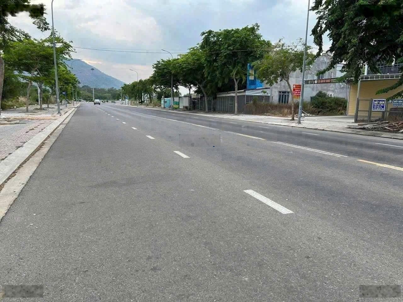 Lô đất biệt thự đẹp, rẻ nhất đường Mô Xoài, phường Phước Hưng, tp Bà Rịa