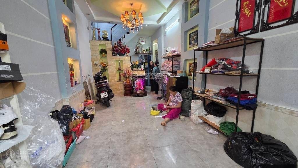 Nhà hẻm ô tô Phan Huy Ích ngang 8m hiếm gần Emart - nhỉnh 14 tỷ