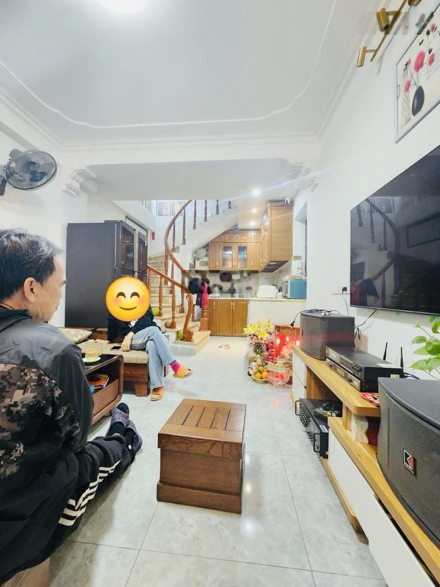 CỰC HIẾM nhà Láng Hạ Đống Đa 34M2 5 tầng dân xây lô góc 3 thoáng 30M ra phố nhà đẹp ở ngay 8.5 tỷ