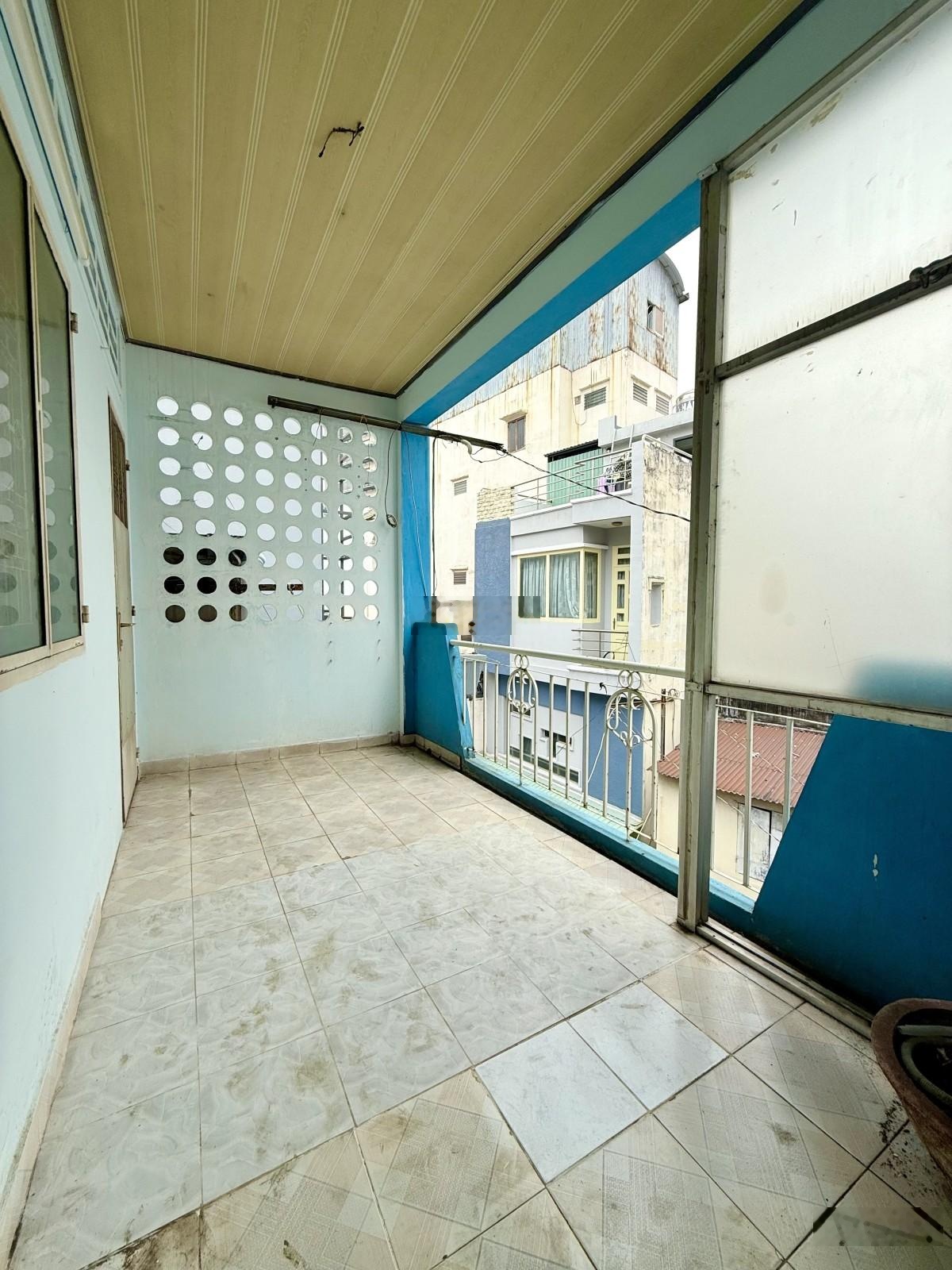 bán nhà 3 tầng HXH sát Phan Đăng Lưu P5 Phú Nhuận 53m2(5.1x11) giá 8.2 Tỷ