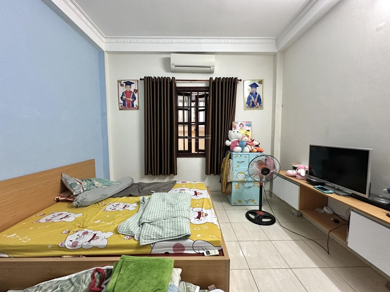 Bán nha 4 tầng hẽm xe hơi Bình Lợi Bình Thạnh 5PN chỉ 8.8 tỷ 70m2