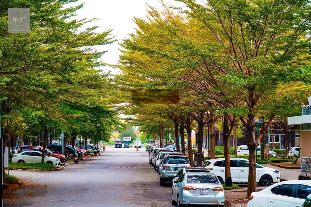 Em bán căn 2PN ehome 3 có bancong view công viên trung tâm