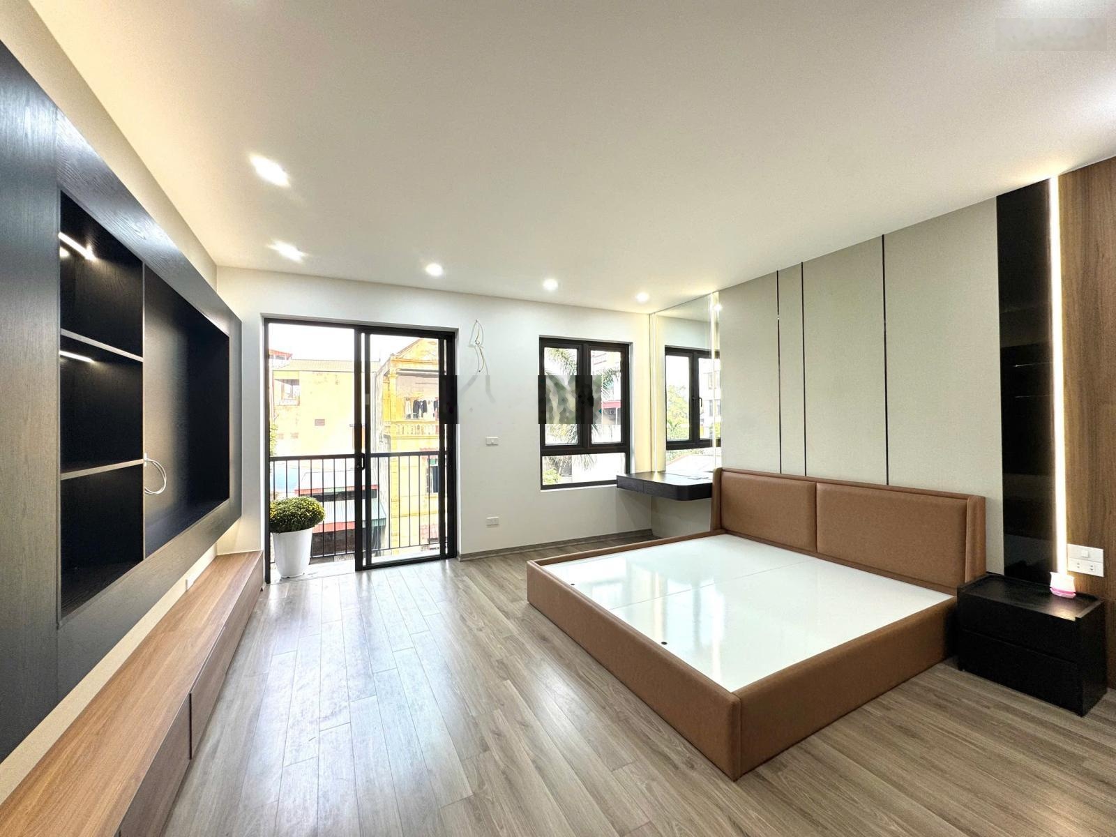 Nhà đẹp phúc lợi 39m, mặt tiền 4,66m giá 8,1 tỷ