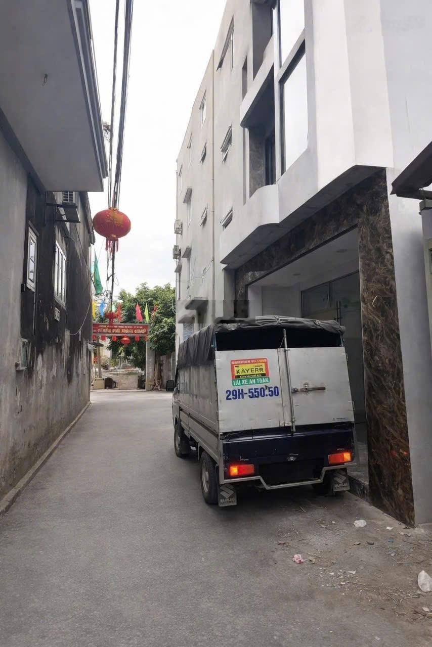 Bán gấp trước tết nhà Tây Mỗ 50m 5 tầng dân xây, thiết kế đẹp, oto đỗ cổng. Giá 12.3 tỷ