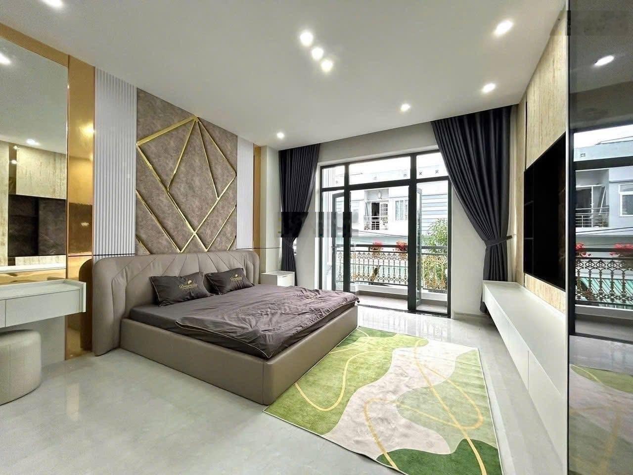 3 tỷ 680 - Bán nhà Tô Ngọc Vân, Thủ Đức - 80m2. Sổ hồng riêng - Cho thuê 28 triệu / tháng