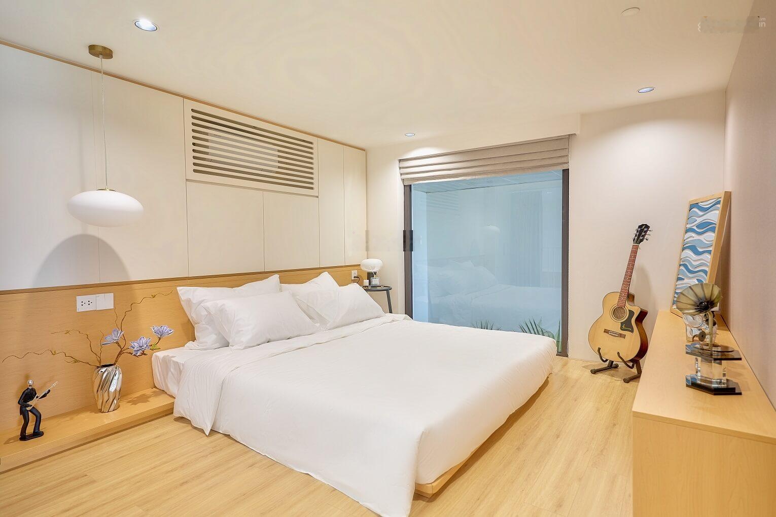 Hot: Chỉ 2,8 tỷ sở hữu duplex 2BR Park Residence trần cao 5m, rộng tới 80m² sử dụng