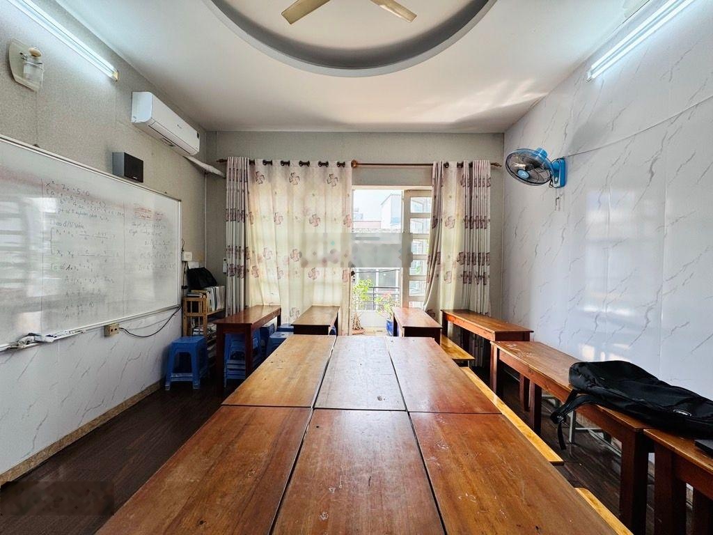 Bán nhà hẻm ô tô 56m2 đúc 3 lầu. Đường Quang Trung,Ở 10. Quận Gò Vấp