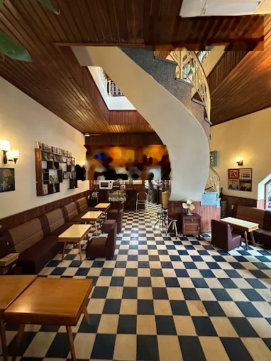 Góc 2 mặt tiền ngang 13m - sử dụng hơn 400m2 - đối diện bitexco số 78 hàm nghi, quận 1!!!