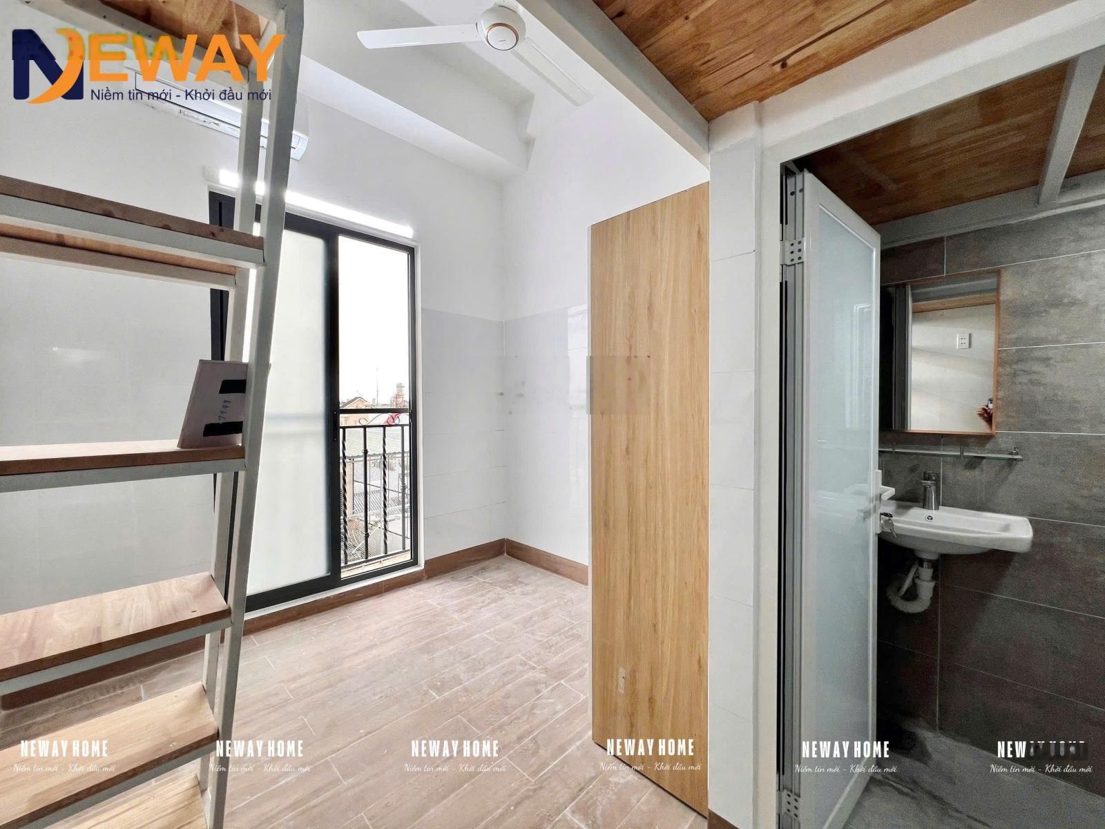 Phòng có gác ban công sẵn thang máy trên đường Tân Kỳ Tân Quý Gần Aeon Mall Tân Phú