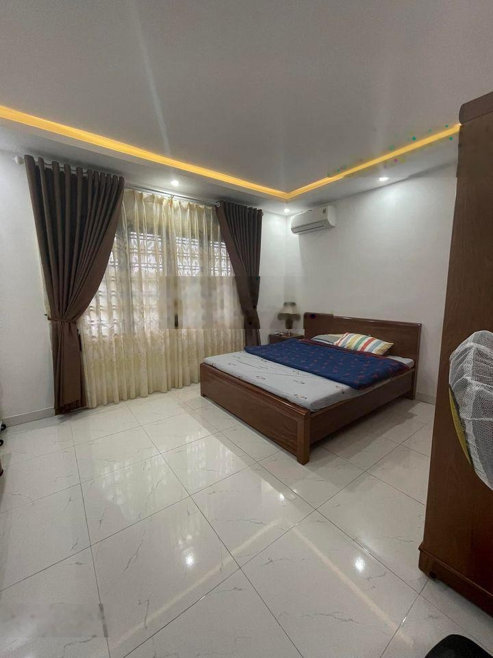 Vip, nhà mới 4 tầng - 126m2 đường liên phường, ngay cđ mẫu giáo tw2, giá 18 tỷ