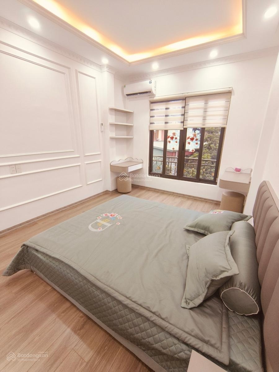 Siêu Đẹp bán nhà Pháo Đài Láng, thang máy, gần chợ , bệnh viện , thông Huỳnh Thúc Kháng 35mx6tầng