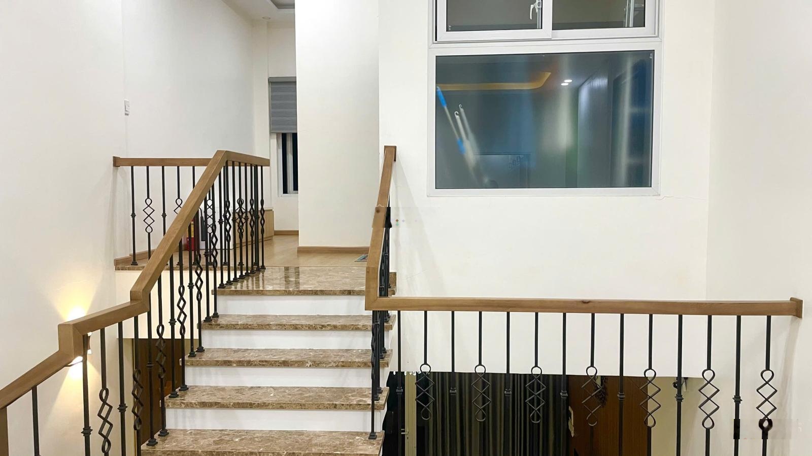 Cho thuê nhà cao cấp An Thượng Nội thất mới đẹp, phong cách hiện đại