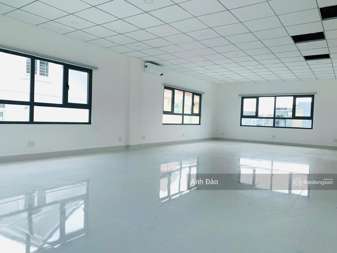 Hot! biệt thự sân vườn siêu đẹp mặt tiền thảo điền quận 2