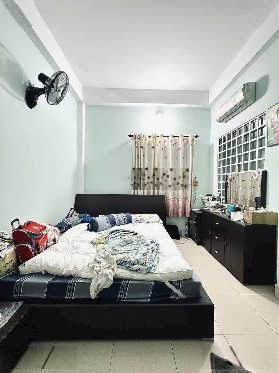 Nhà Ở Ngay - Xe Hơi Đổ Cửa - 3 Tầng 70m2 - Gần Mặt Tiền - Trung Tâm Phú Nhuận - Nhỉnh 9 Tỷ