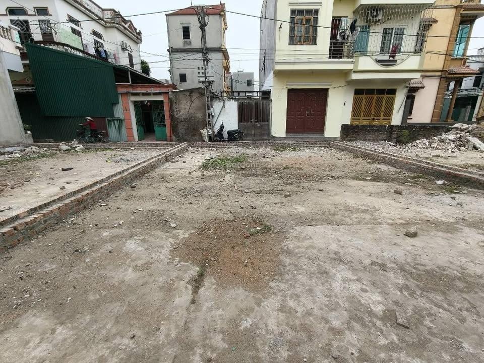 Tìm khách đất Bắc Hồng 80m2, mt7m, 5.1 tỷ, Đông Anh, ô tô, thông.