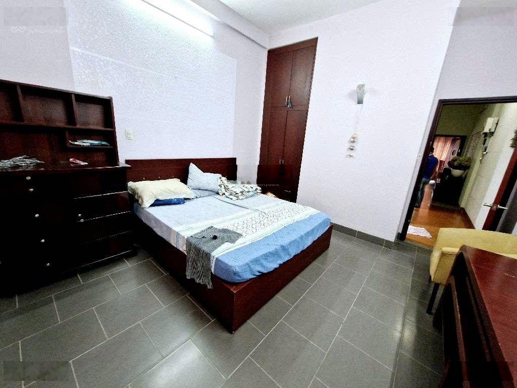 Chính chủ bán nhà 4tầng 80m2 mặt tiền kinh doanh cạnh parcmall cao lỗ tạ quang bửu quận 8_ chỉ14tỷ4