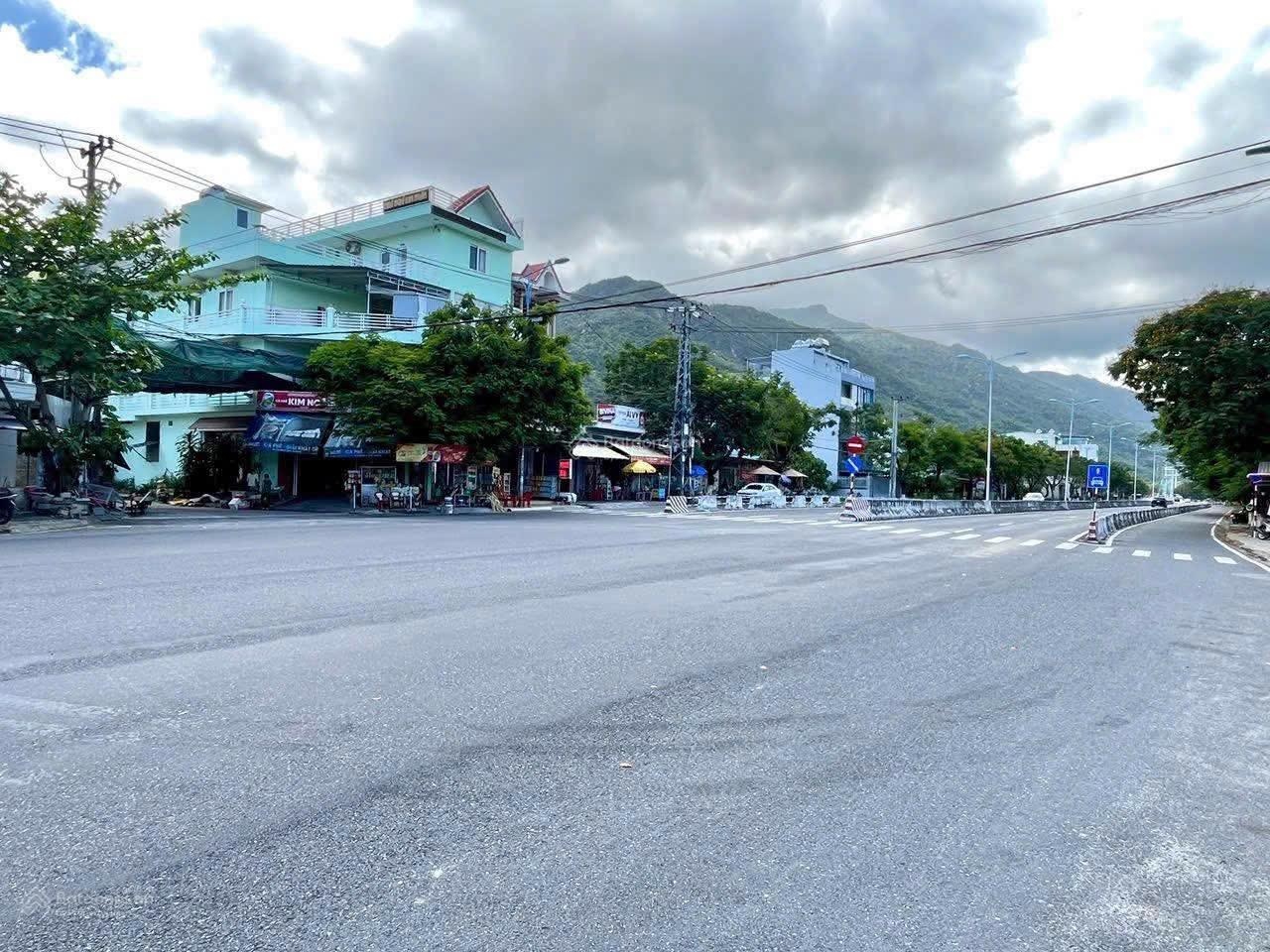 Bán đất Phước Đồng, Nam Nha Trang, Chi 1,5 ty đối diện Resort Diamondbay Nha Trang