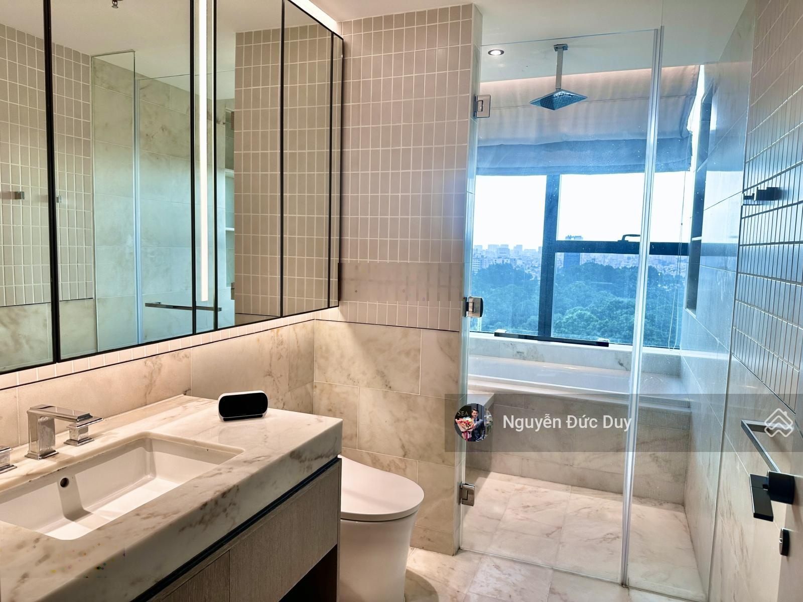 Giá 95tr/tháng căn 2PN + 1 phòng làm việc diện tích 117m2 full nội thất chuẩn Marriott miễn phí QL