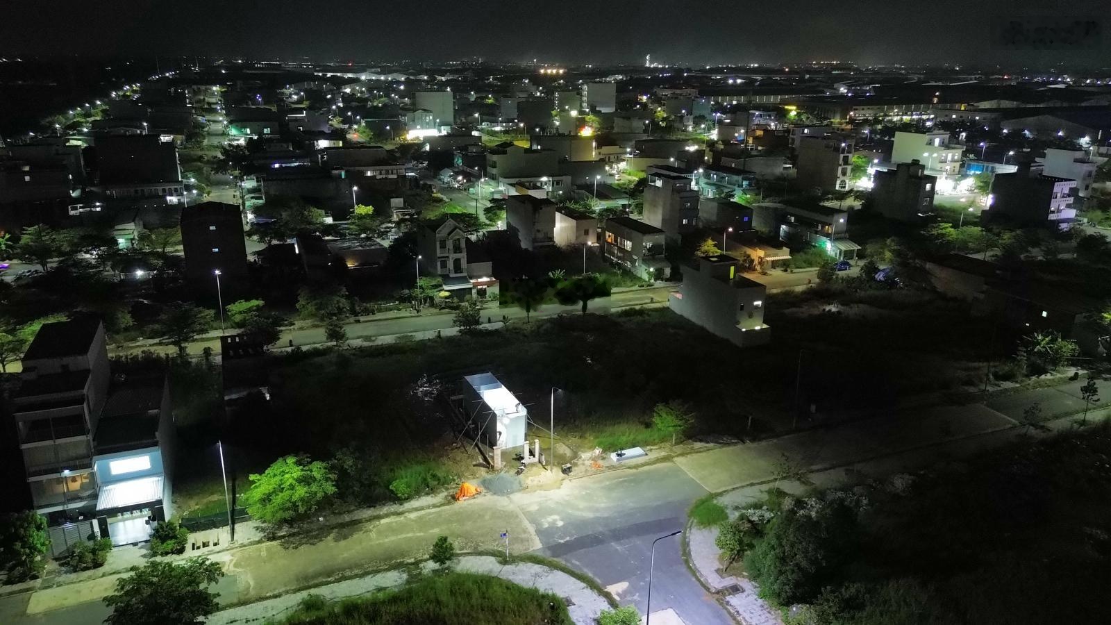 Rổ hàng khách cắt lỗ sâu tại đường số 10 và các đường khác... Khu dân cư Tân Đô