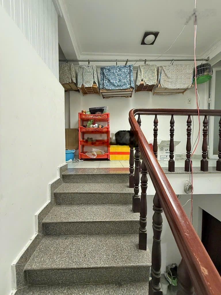 Thiện chí bán siêu phẩm 4 tầng- 72m2- 7pn-mt xe tải tránh- dòng tiền 25tr/1 tháng- chỉ 9.8 tỷ tl