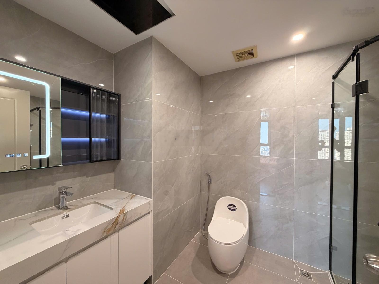 Chính chủ cho thuê căn 3 ngủ veiw sông Hồng toàn cảnh Thành phố Hà Nội giá 17 triệu / tháng