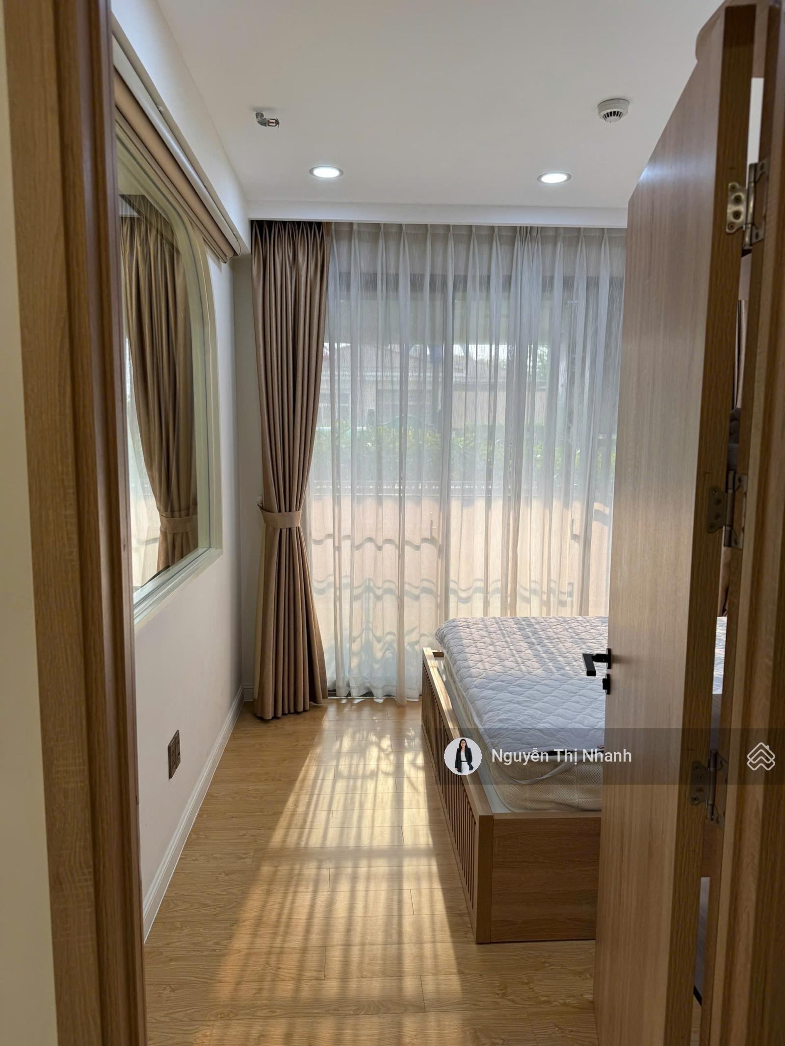 Nhanh cho thuê cc hưng phúc, phú mỹ hưng q.7, căn góc 2pn 84m2, full nt, có suất ô tô giá 24triệu.