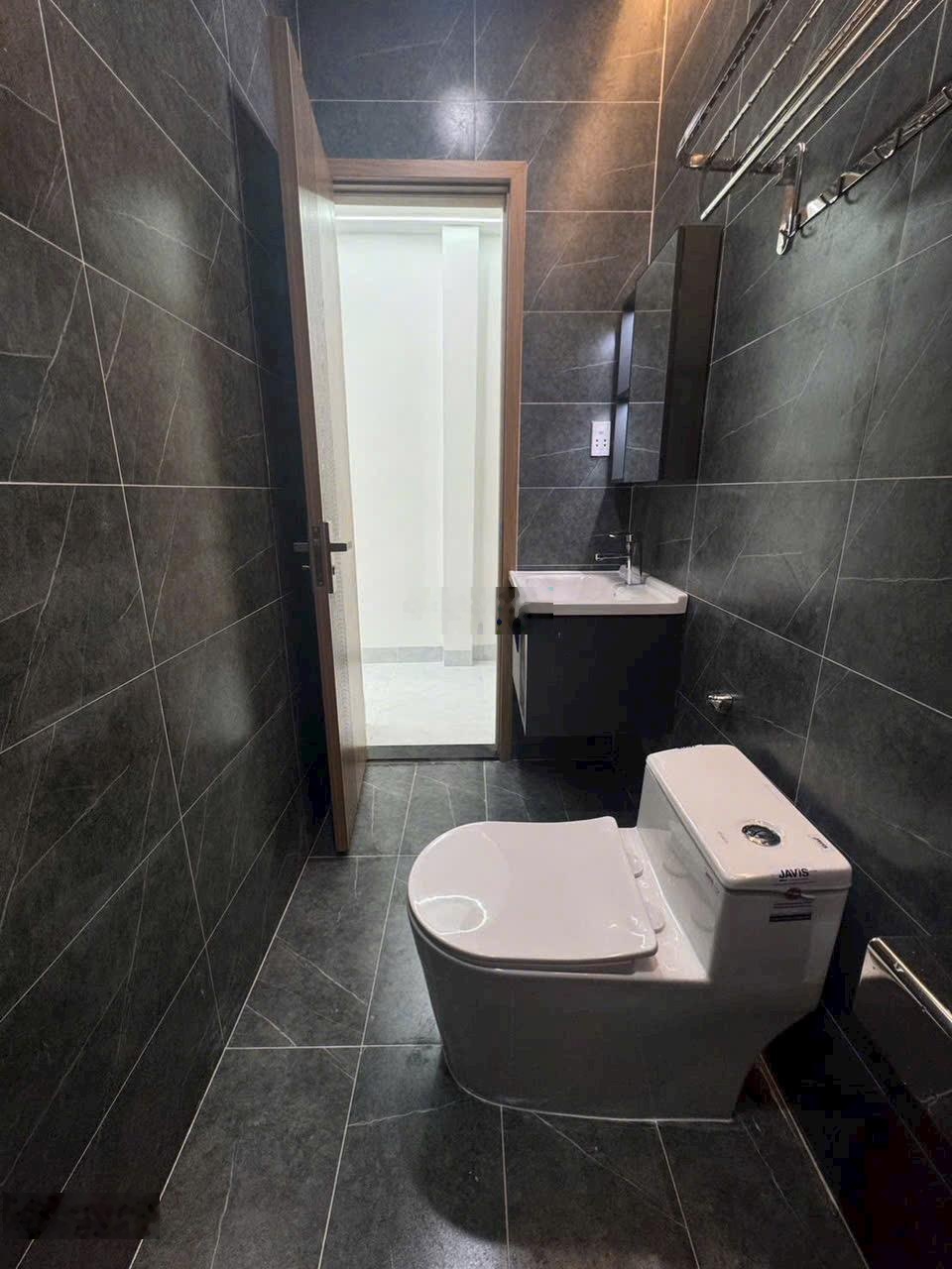 Bán nhà sổ riêng khu bộ công an nguyễn văn quỳ quận 7