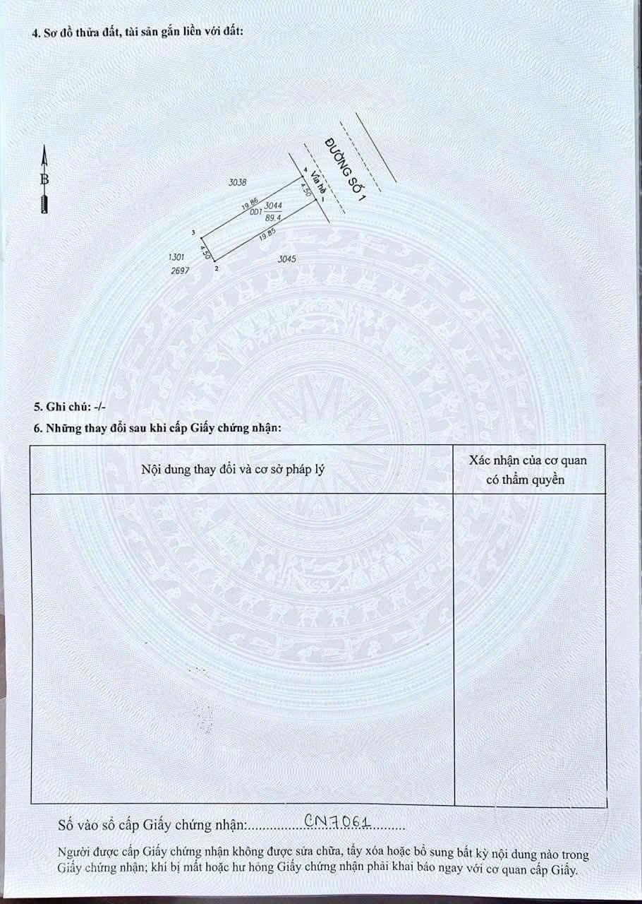 Nhà full nội thất xài toàn gổ gỏ đỏ nguyên khối