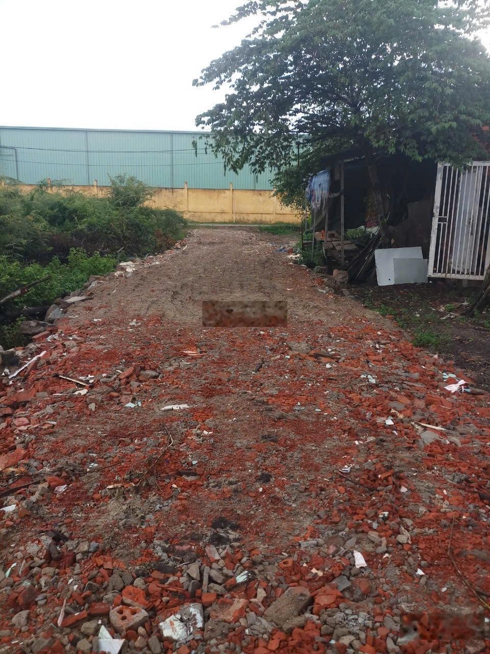 Chỉ 1.65ty có lô đất ngang 6m, dt 120m2, 2 mặt tiền trước sau, trước nhựa 7.5m, sau cấp phối 5m