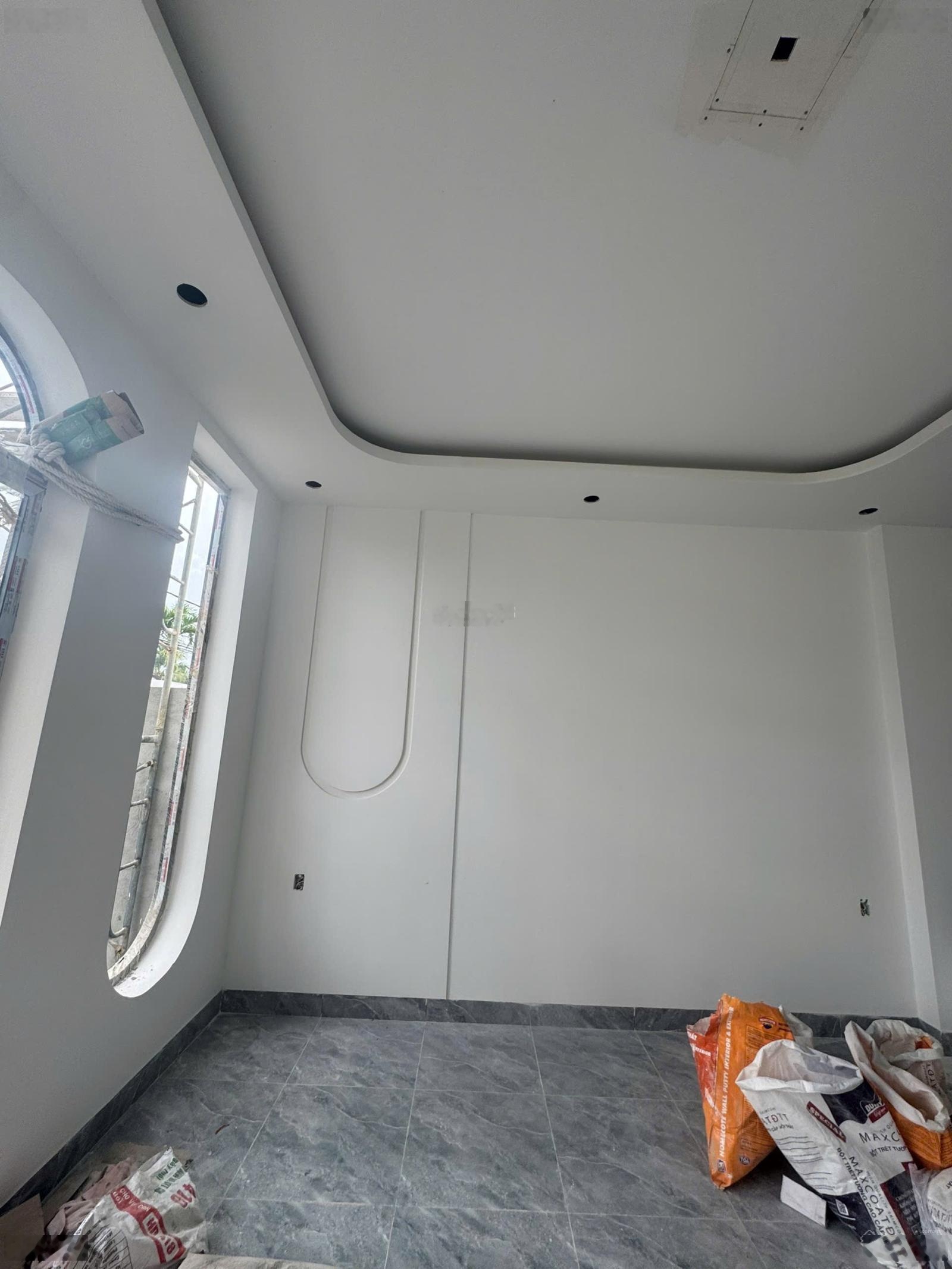 Bán gấp nhà riêng tại Đường Nhà Vuông, 2,6 tỷ, 112m2, đẹp, nhiều tiện ích