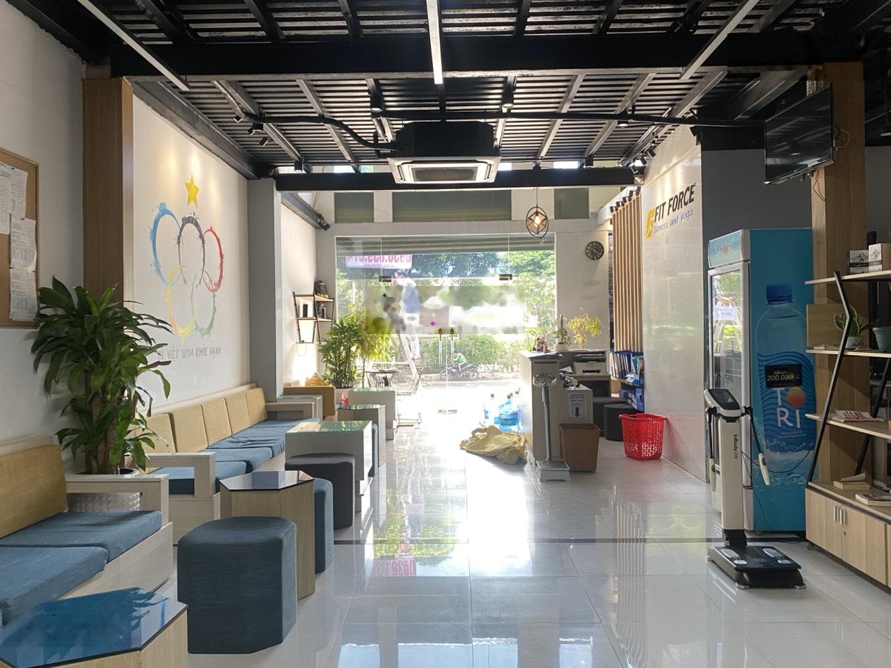 Building có Thang máy Mặt Tiền Đường Nam Kỳ Khởi Nghĩa Quận 1 DTSD 700m2.