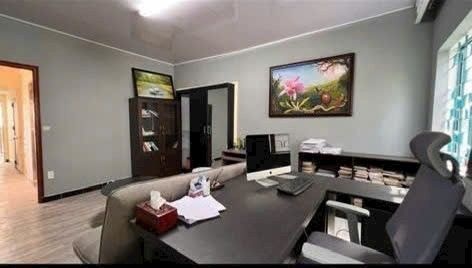 Hiếm dt 90m2 ngang 4m*23m vuông đẹp- bán nhà mtkd đ.Nguyễn Văn Nguyễn, Q.1- nhà 4 tầng có thang máy