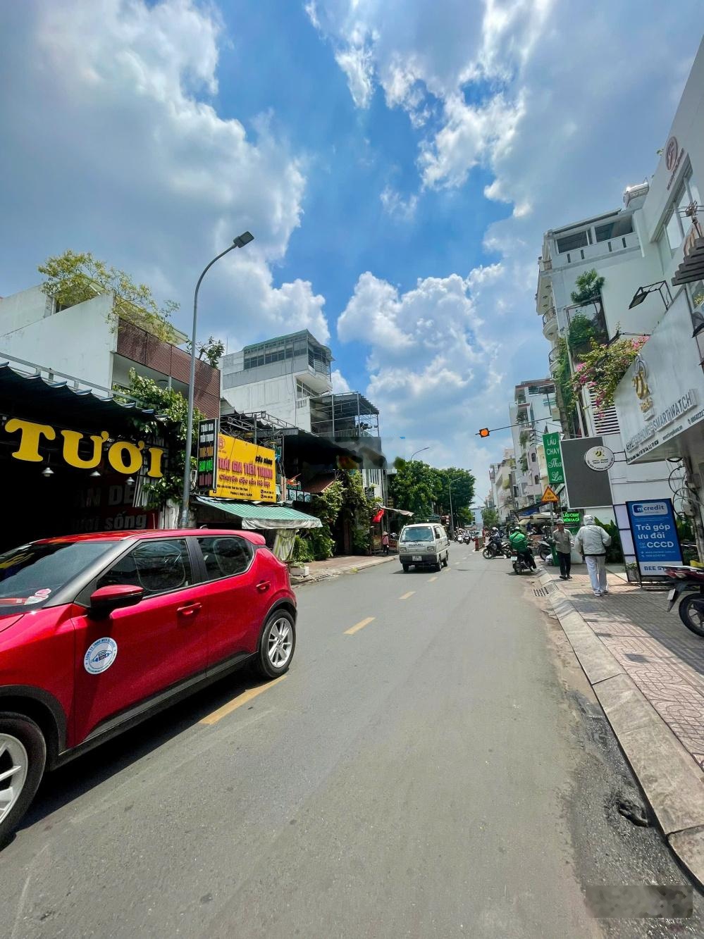 Bán Nhà MT Trần Quốc Toản P8 Q3, DT 20x27m NH 23m CN 752m2 Giá 290 Tỷ