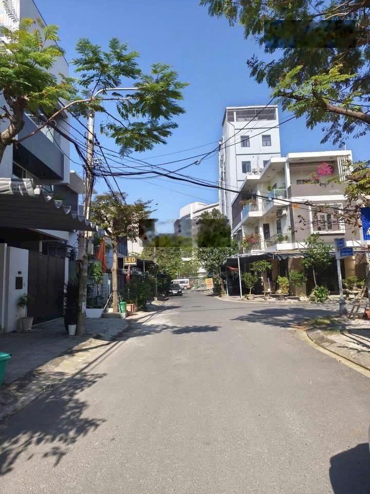 Gia đình cần bán lô góc 2mt biển Lê Thiệt & Hoà Minh 2 ngay biển Nguyễn Tất Thành giá 7 tỷ 990