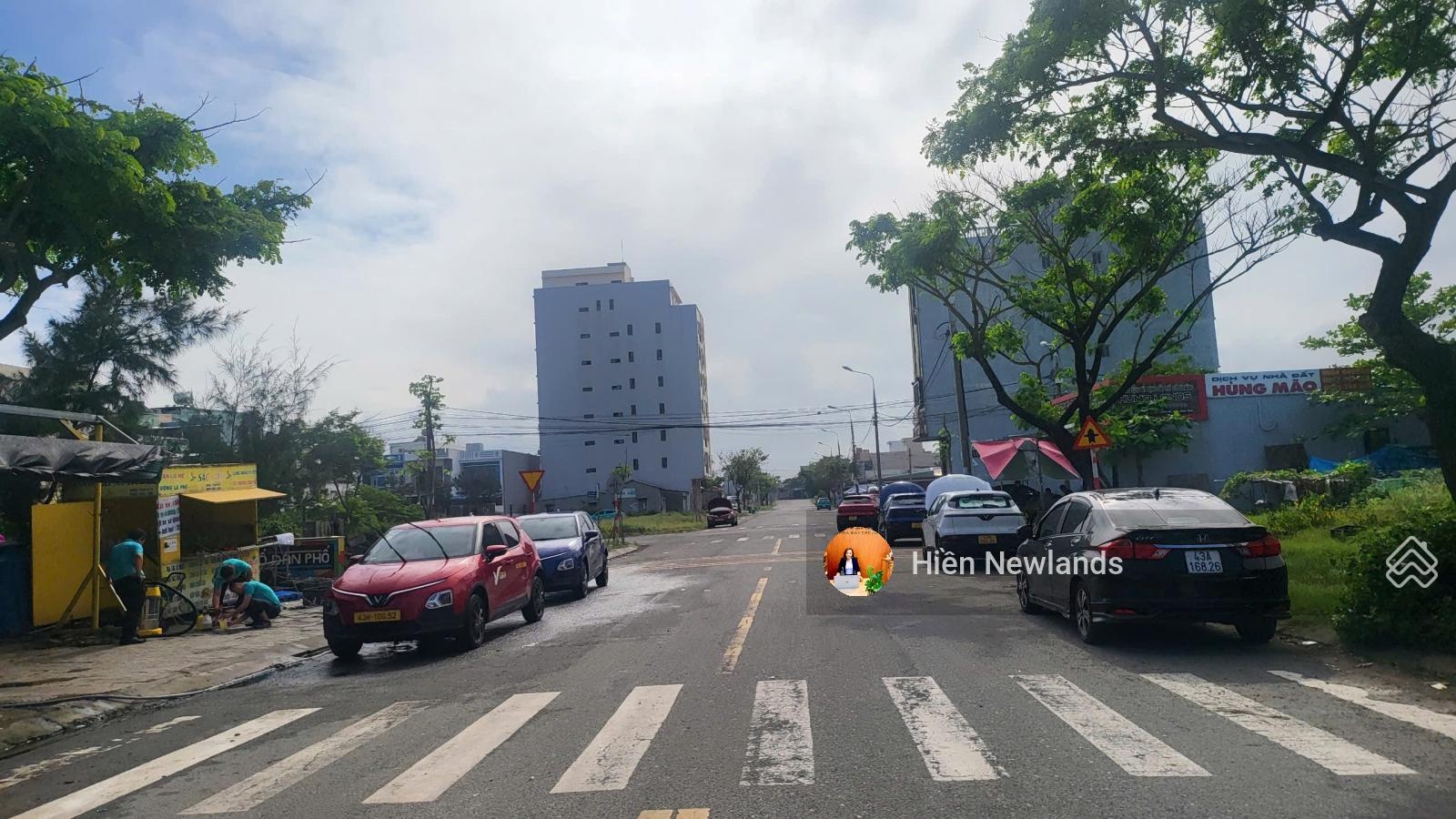 Bán đất mặt tiền đường Trường Sa - 3 Lô Liền Kề 300m chỉ 30,5 tỷ - Ngay Lối xuống Bãi Biển Non Nước