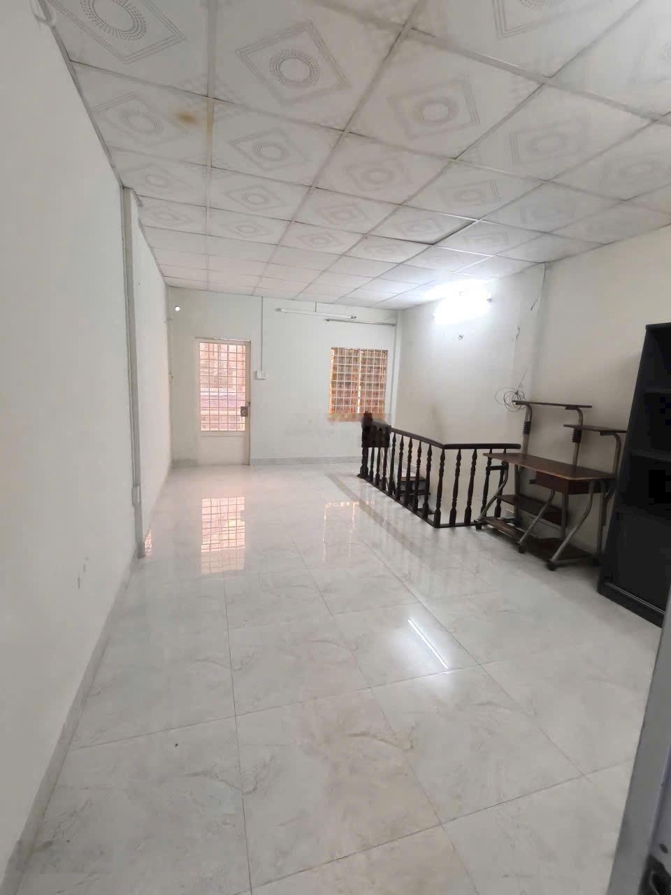 Bán Nhà Điện Biên Phủ , p17, Bình Thạnh :47m2 -2 tầng - 5,65 tỷ TL