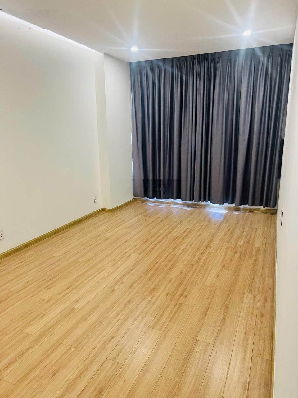 Cho thuê NEW CITY THỦ THIÊM, 3PN 102m2, Nội thất cơ bản chỉ 18,5 triệu/ tháng