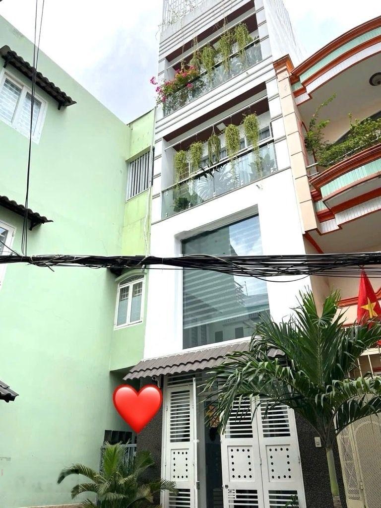 Rẻ nhất khu vực, Nhà 5 Tầng đẹp mới, 40m2,Hai Mặt hẻm Hồ Bá Kiện,Quận 10, Chỉ 7,6 Tỷ BL