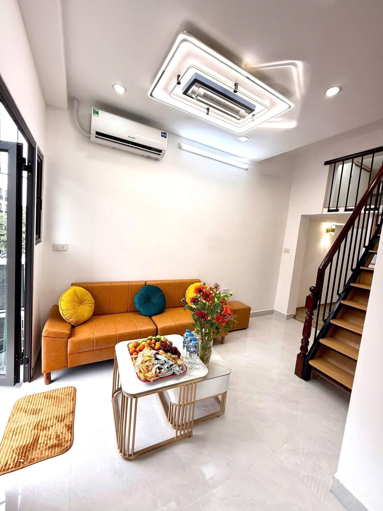 2,95 tỷ bán tập thể nghĩa tân - cầu giấy - 2 phòng ngủ - đầy đủ nội thất - phòng khách - bếp - wc