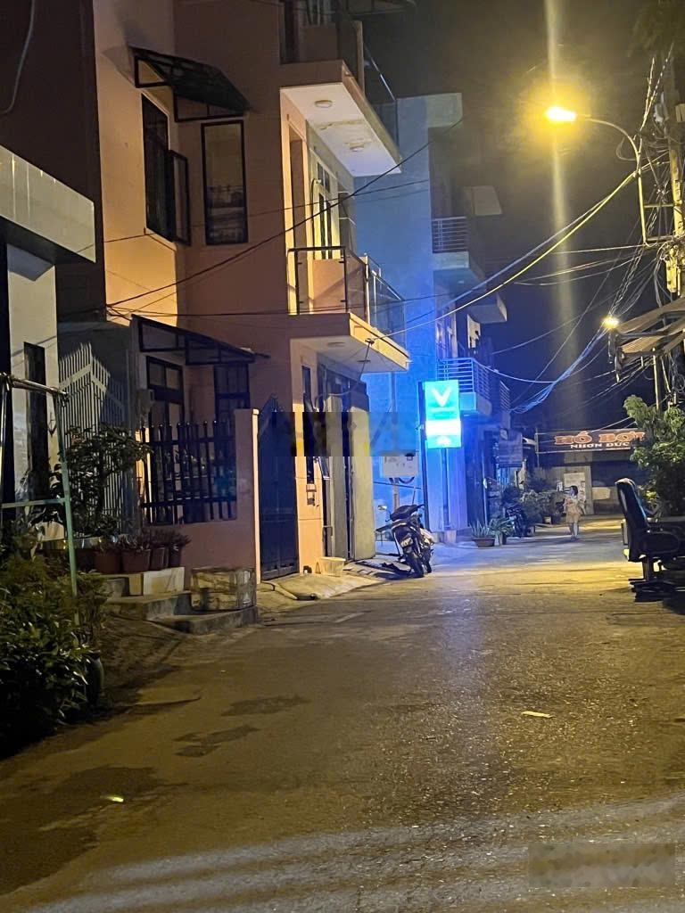 Cơ hội sở hữu nhà đẹp vị trí hiếm pháp lý hoàn chỉnh ngay trục Lê Văn Lương, Nhà Bè