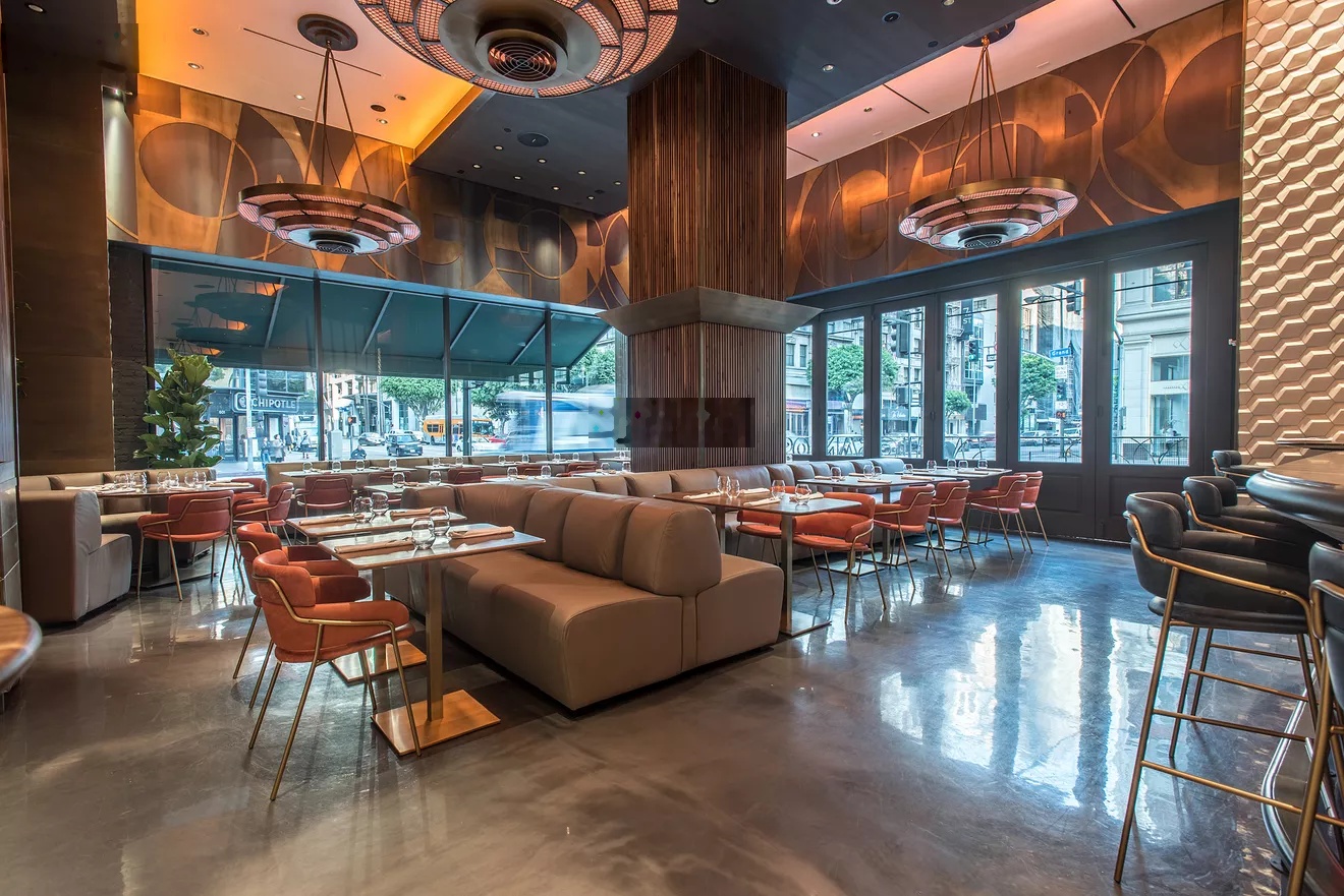 Cực phẩm.Cho thuê nhà mặt phố Hàng Bún.Diện tích 160m2 x 4 tầng, mặt tiền 9m, giá thuê 150tr/ tháng