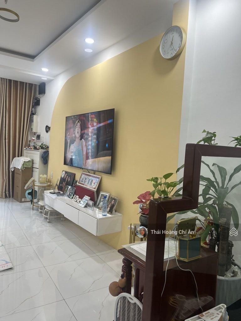 Nhà mới đẹp phan xích long hxh 4 chỗ sổ nở hậu vào ở ngay