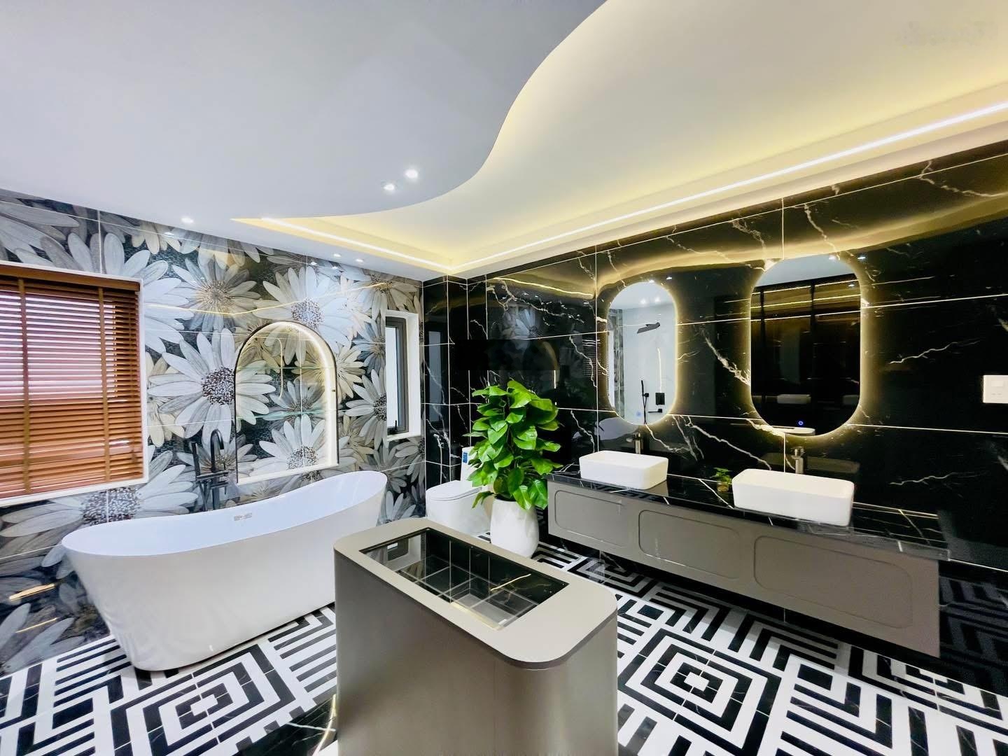 Bán NR đẹp xuất sắc, Nơ Trang Long, P13, Bình Thạnh, HCM, 47.9m2