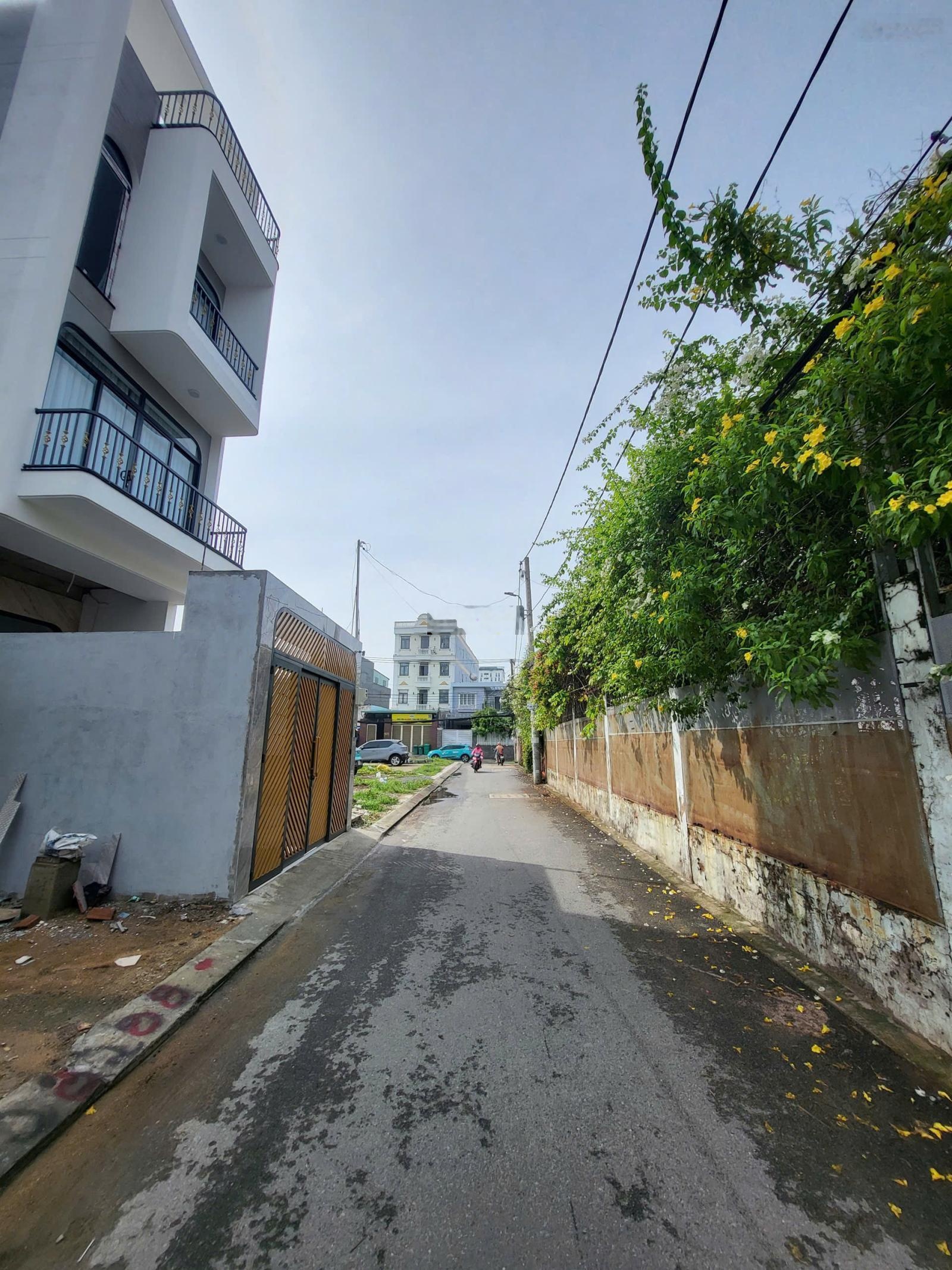 Đất 78m2 thuộc P. Trường Thọ - Dáng đất vuông vắn - Hẻm nhựa thông - Xe hơi ra vào thoải mái