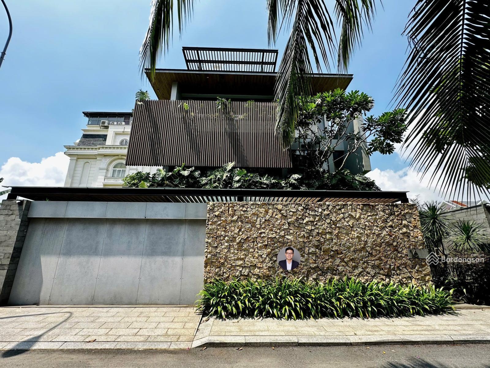 Đẳng cấp! Biệt thự sân vườn hồ bơi Nguyễn Văn Hưởng, Quận 2 - DT 15x26m, 3 tầng - giá 46 tỷ TL