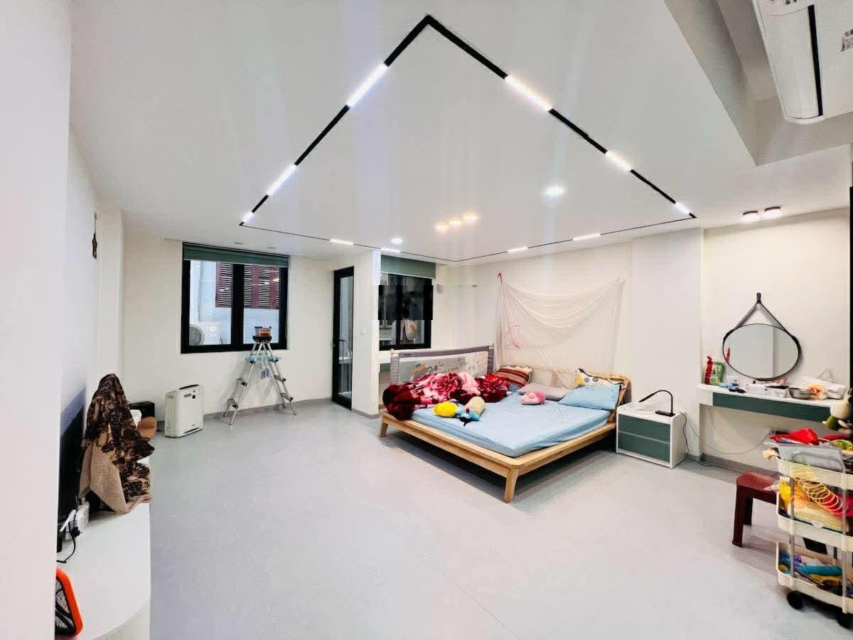 Bán Nhà Trần Quang Diệu, Đống Đa. Diện Tích 56m2. x7tầng. Mặt tiền 5.05m2. Giá Bán 29tỷ7