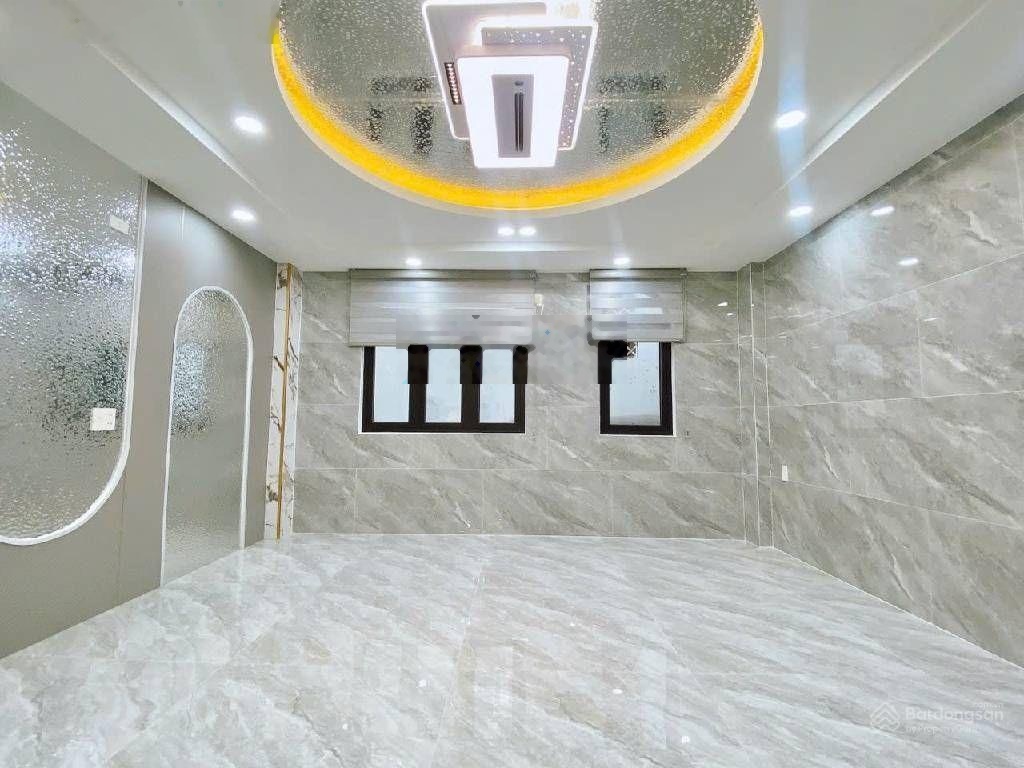 Giá 14 tỷ xe hơi thông khu họ lê tân phú dt 85m ngang gần 5m 5 tầng hoàn công thang máy 450kg